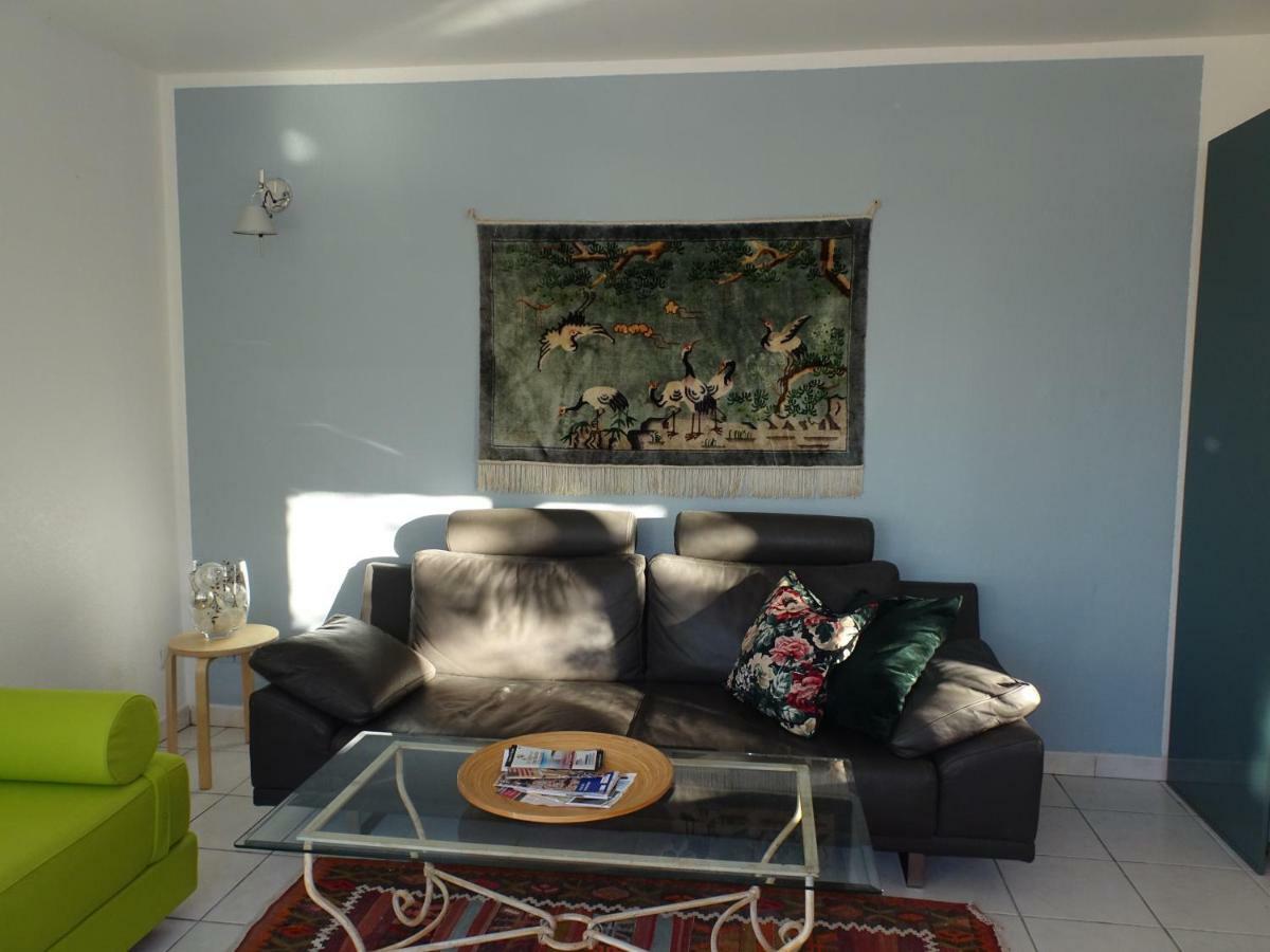 Domaine Du Petit Tournebelle Apartment Груисан Екстериор снимка